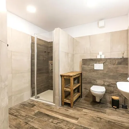 V Klenbach Apartman Třeboň